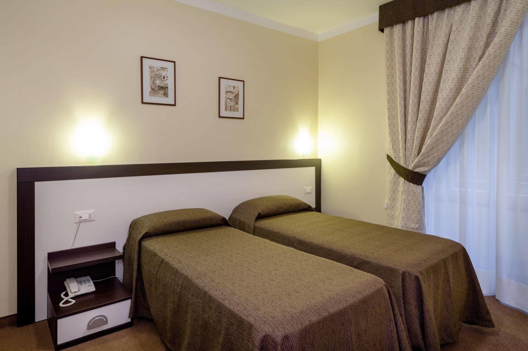 Hotel Boccascena Genova Eksteriør billede